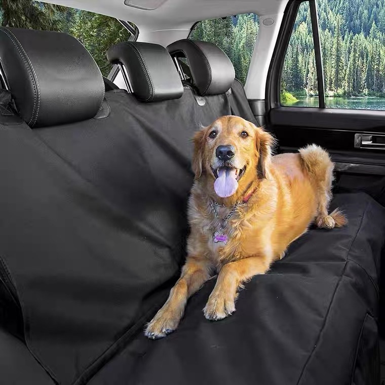 Extra Large Car Cushion, Portable Protective Pad With 4 Handles, Foldable Travel Gadget, Interior Dirt-resistant Mat, Waterproof, Universal For Dogs In The Back Seat. - Image 7